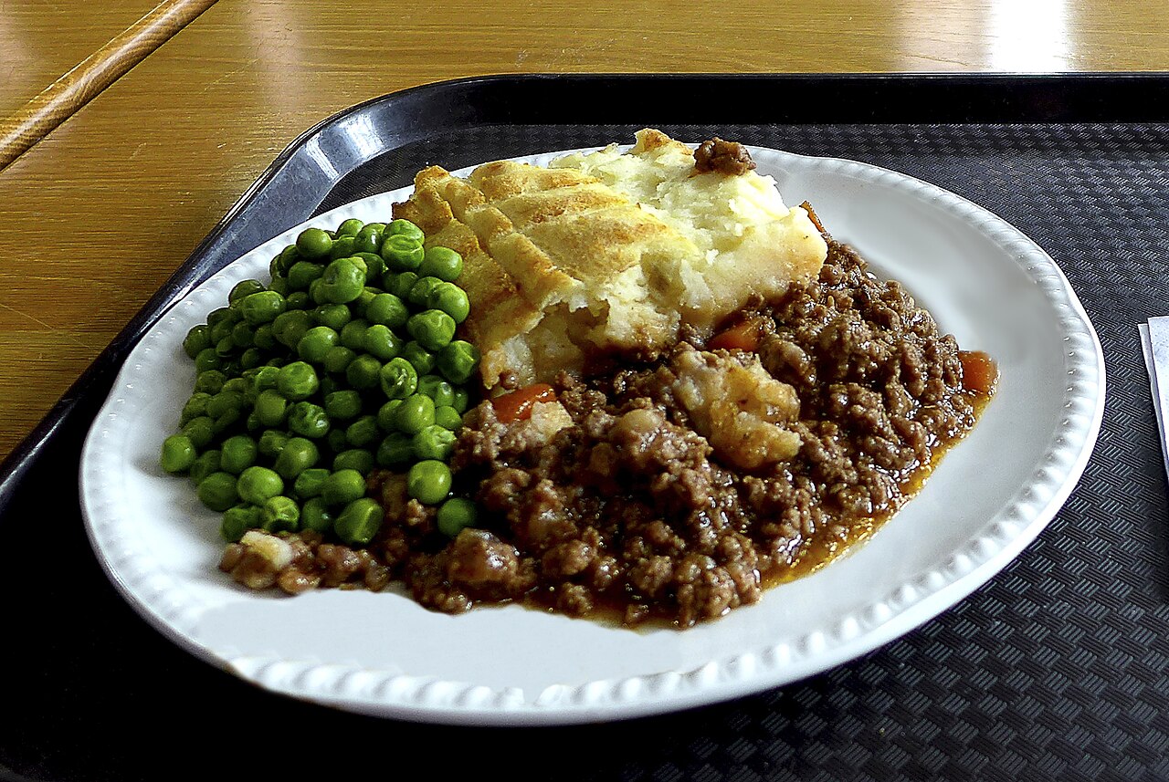 Hearty & Wholesome: Beef Pumpkin Shepherd's Pie with Parmesan Crust